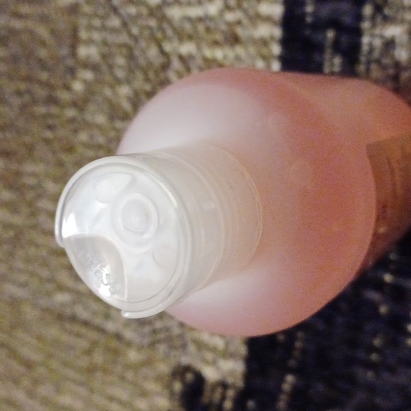 $4 Add-on New Grapefruit Scented Hand Soap - 1 Bottle - Picture 7 of 7